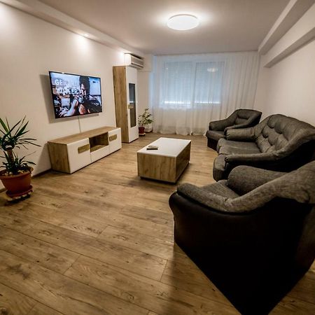 Apartament Sorina Maria Leilighet Deva Eksteriør bilde