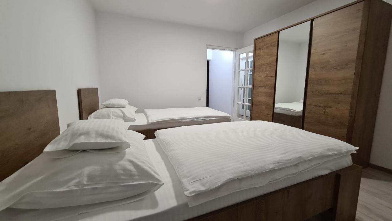 Apartament Sorina Maria Leilighet Deva Eksteriør bilde