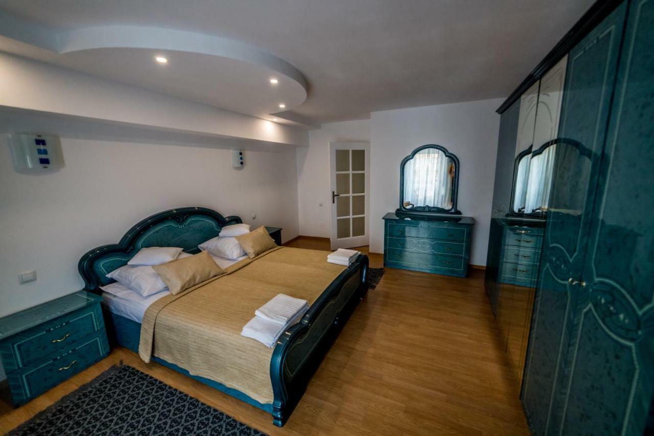 Apartament Sorina Maria Leilighet Deva Eksteriør bilde