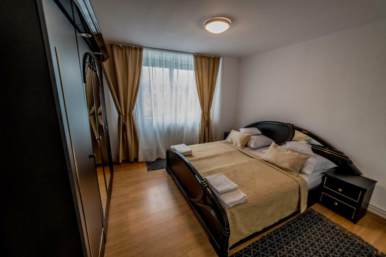 Apartament Sorina Maria Leilighet Deva Eksteriør bilde