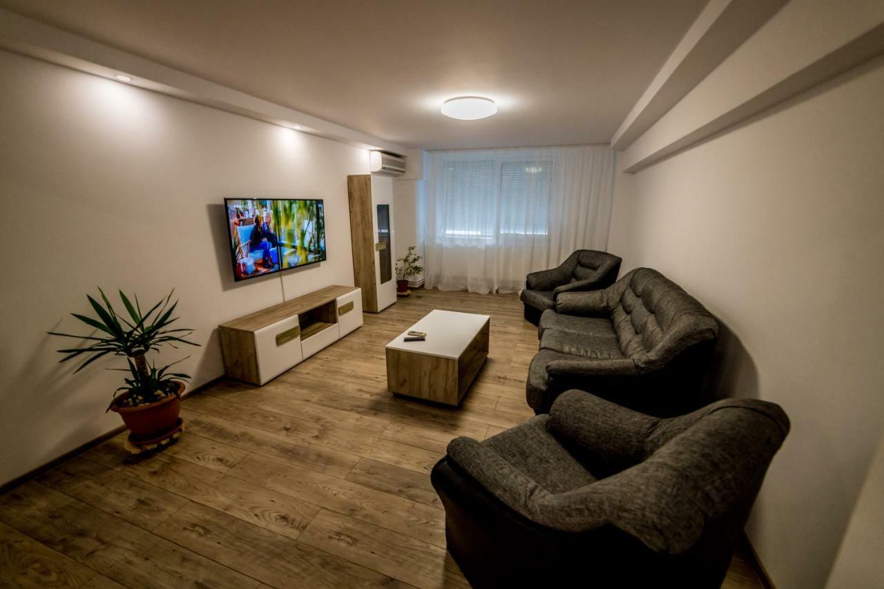 Apartament Sorina Maria Leilighet Deva Eksteriør bilde