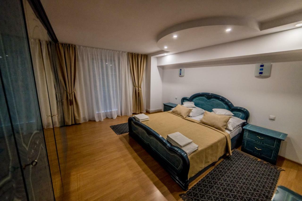 Apartament Sorina Maria Leilighet Deva Eksteriør bilde