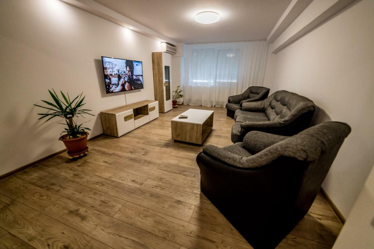 Apartament Sorina Maria Leilighet Deva Eksteriør bilde