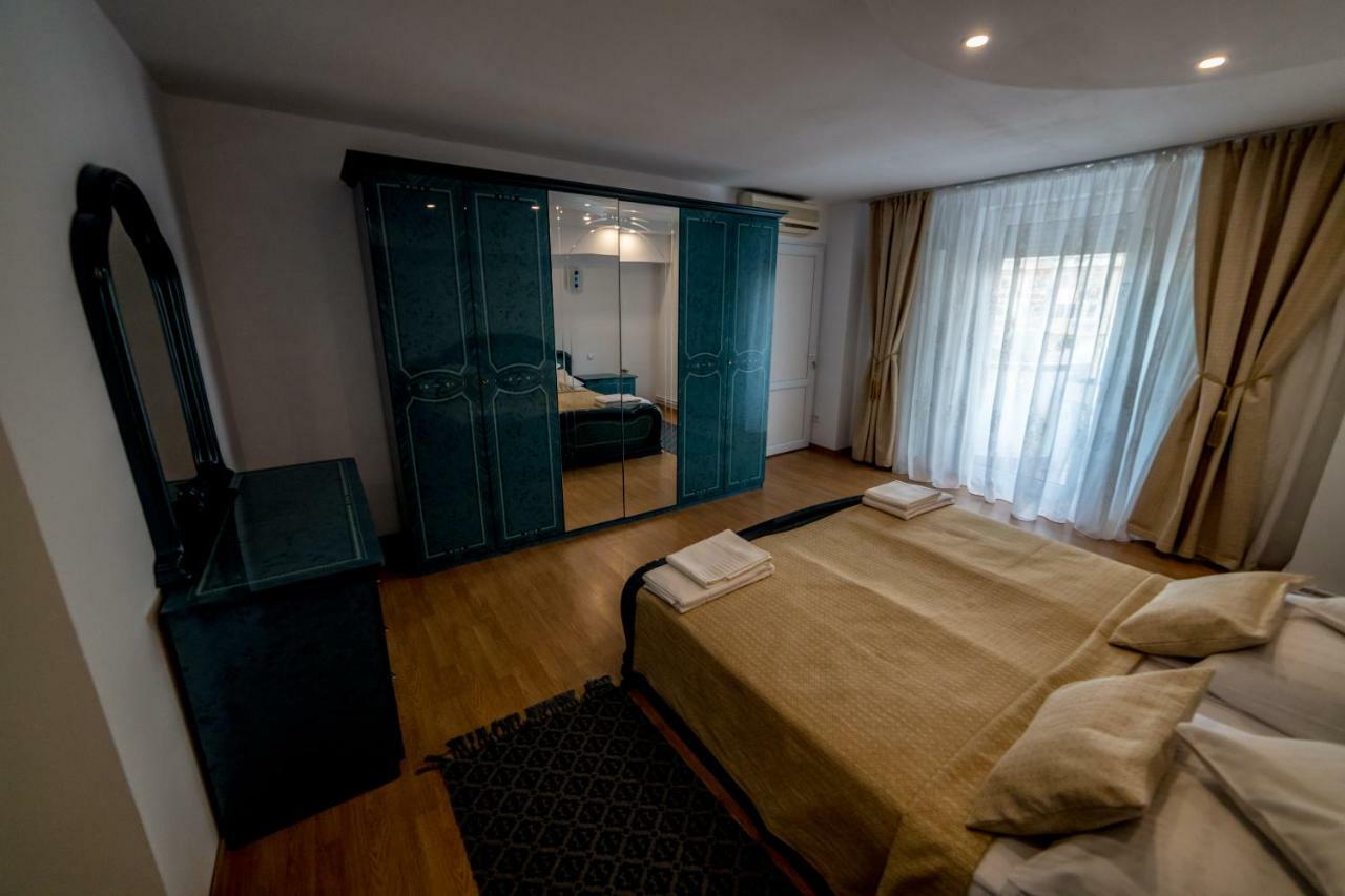 Apartament Sorina Maria Leilighet Deva Eksteriør bilde